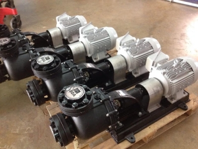 Bơm tự hút đầu nhựa USP240-11.5 20 2Hp